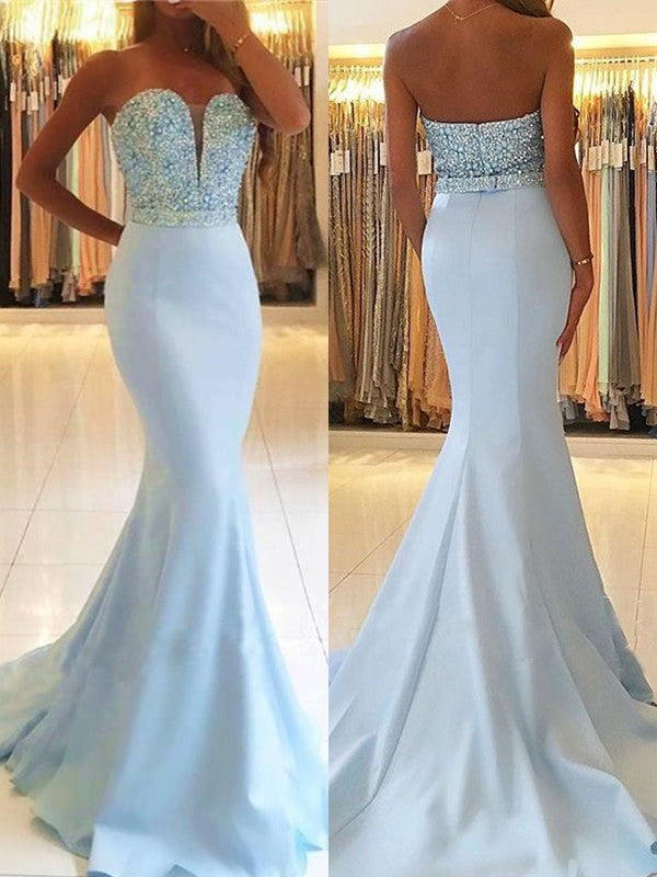 Vestidos de satén con cuentas y escote corazón, sin mangas, corte trompeta/sirena